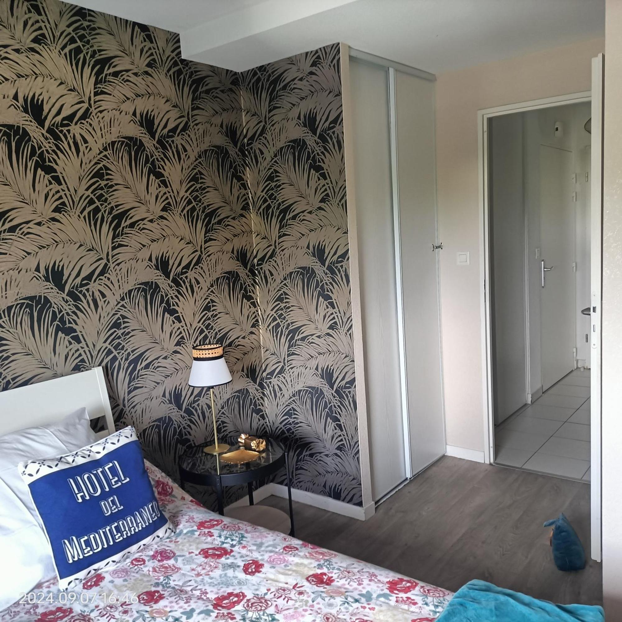 L'Escale N°13 :Appartement Standing Dans Residence بريست المظهر الخارجي الصورة